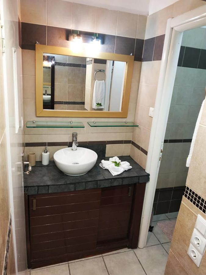 Sweet Home Suite Corinth Ngoại thất bức ảnh